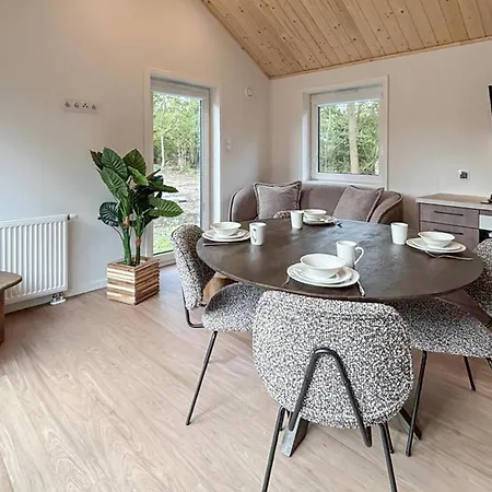 Сasa de vacaciones Stunning In Oud Gastel With Wifi *