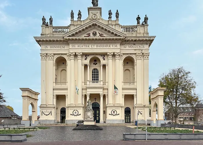 Nyaraló 3 Bedroom Pet Friendly In Oud Gastel