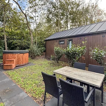 3 Bedroom Pet Friendly In Oud Gastel *